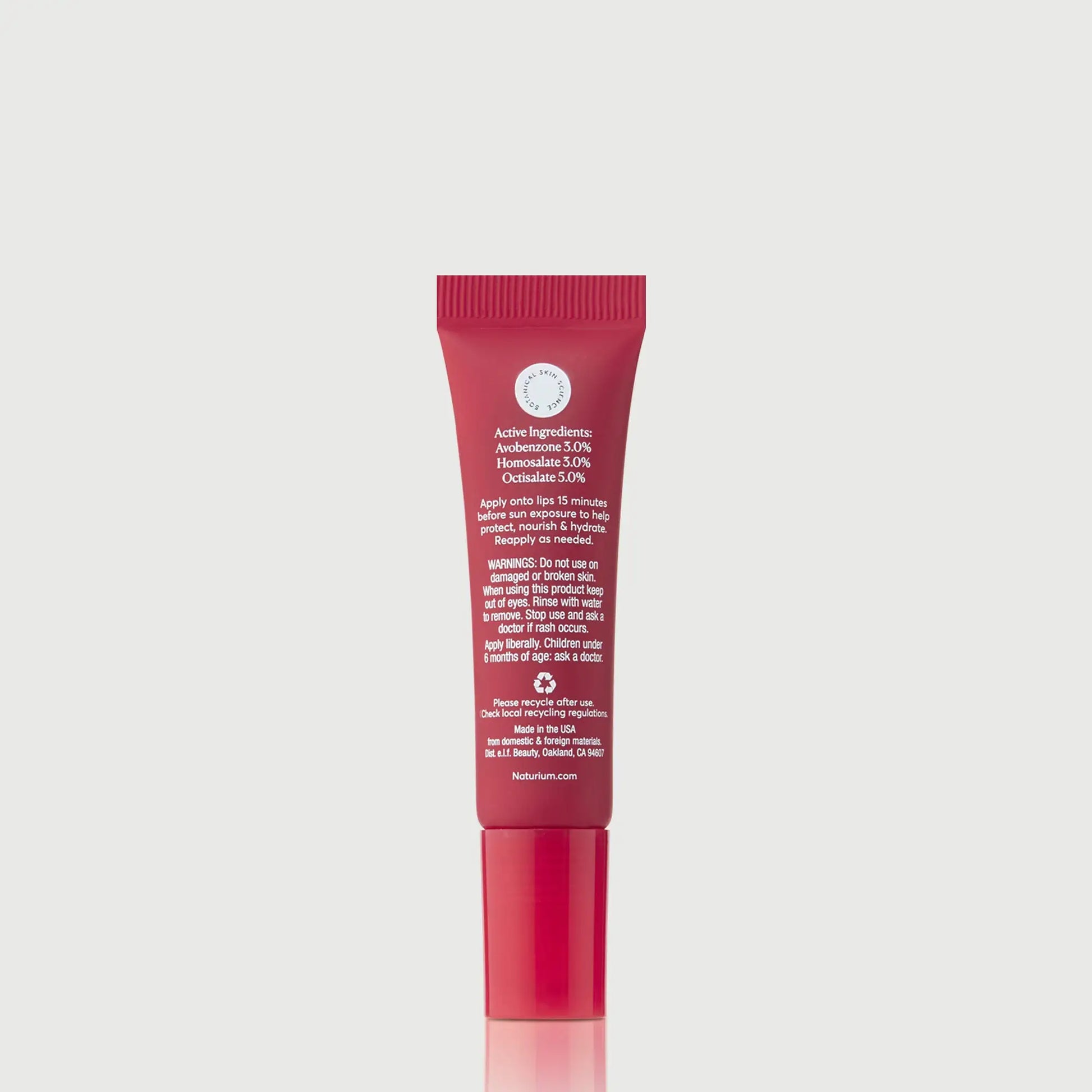 phyto-glow-lip-balm-spf-45-oasis-d6 NATR-10125_PhytoGlow_SPF_Oasis_primary_capon_back_bonebkgd_1.webp